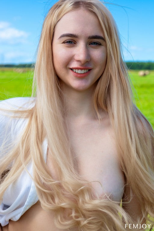 PHOTO (ART NUDES) FINE ART Professional FEMALE MODEL 8x10 Print