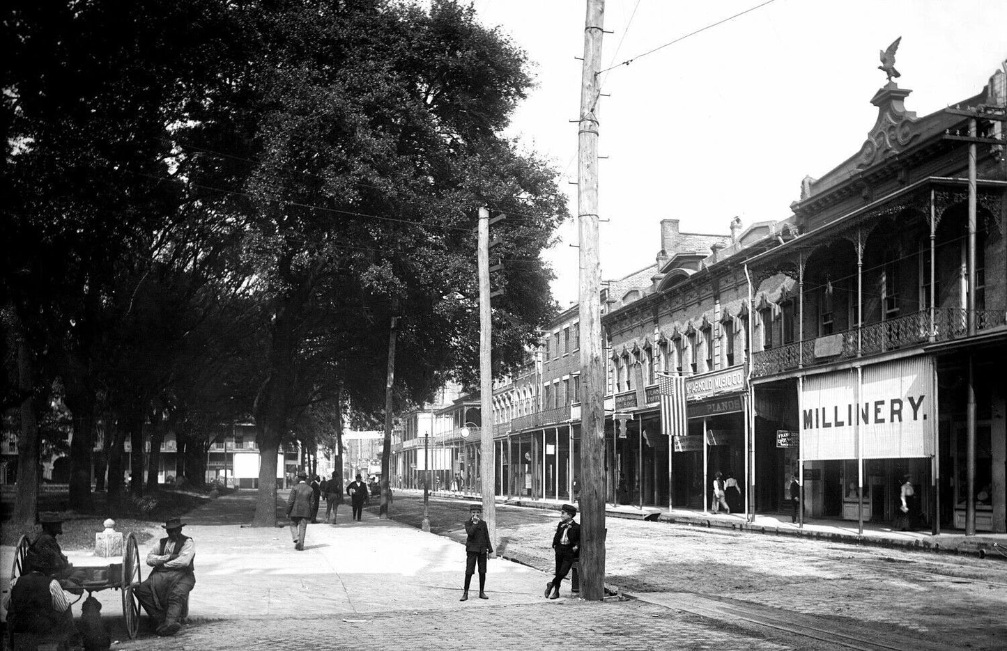 1901 Dauphin Street Mobile Alabama Vintage Old Retro 300 Piece Jigsaw Puzzle
