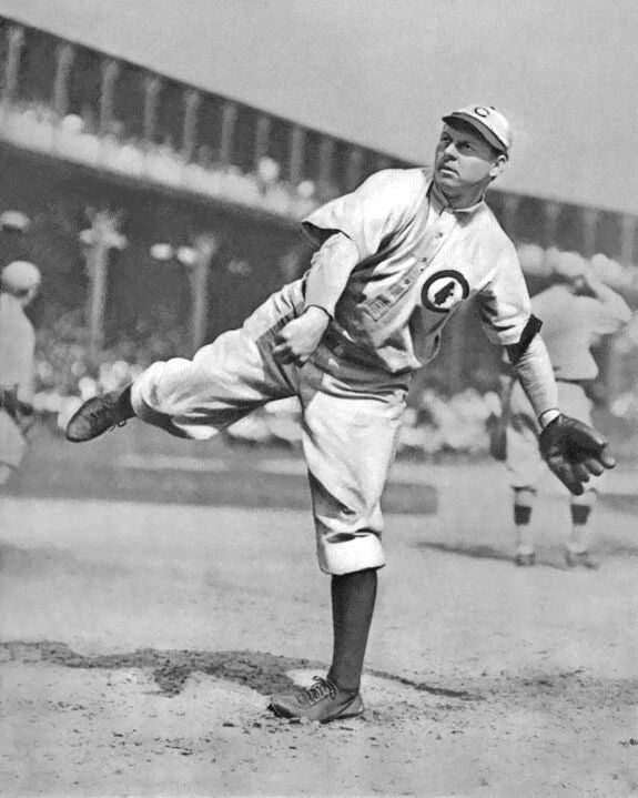 1909 Chicago Cubs Mordecai 'Three Fingers' Brown Glossy Photo Poster