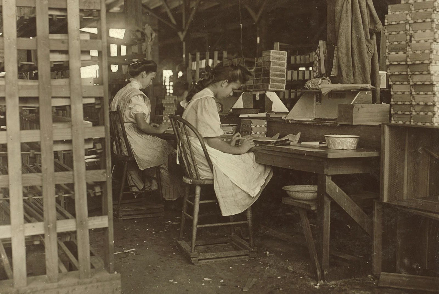 1909 Ladies Working In A Box Factory Tampa Florida Old 300 Piece Jigsaw Puzzle
