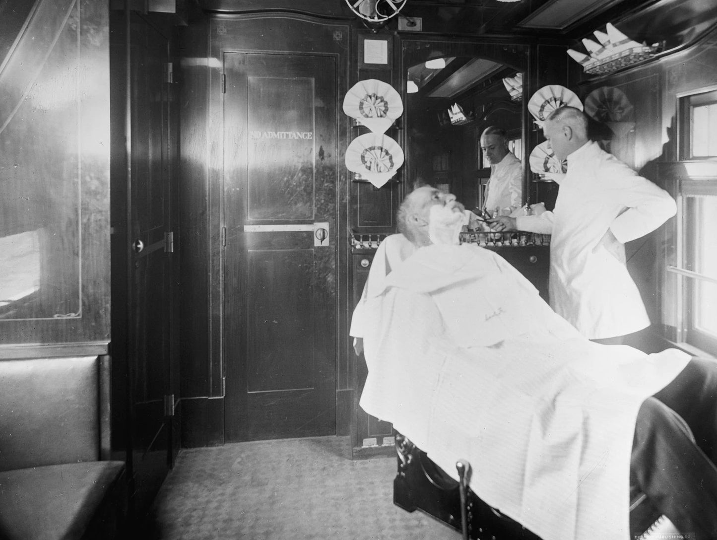 1910 Barbershop On Deluxe Overland Railroad Train Vintage Old 300 PCS Jigsaw