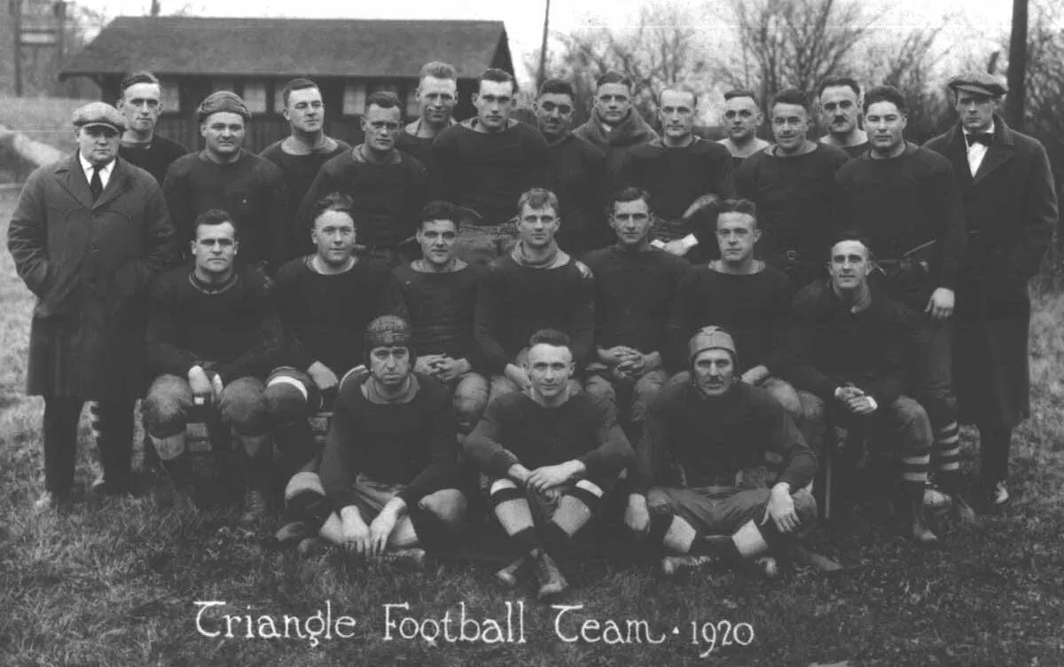 1920 Dayton Triangles Team Photo Football Picture Nfl Border