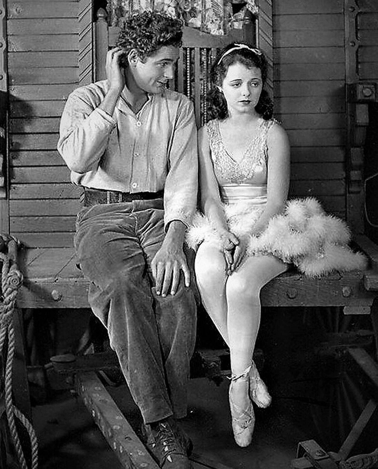 1928 Charles Farrell & Janet Gaynor In Street Angel Poster Photo