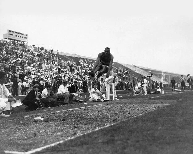 1935 Ohio State Jesse Owens Glossy Photo 'Long Jump' Print College Poster