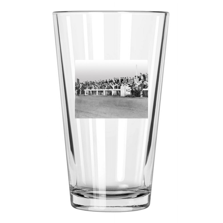 1938 Champion Racehorses Seabiscuit Vs War Admiral Pint Beer Drinking Glass
