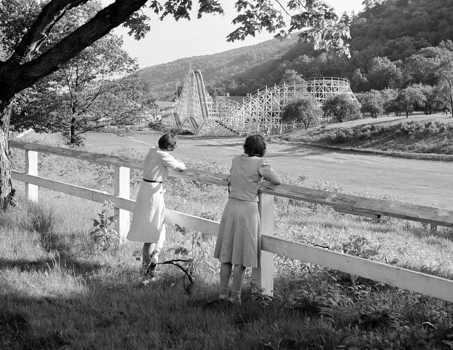 1942 Roller Coaster Ride Southington Ct Old Vintage 300 Piece Jigsaw Puzzle