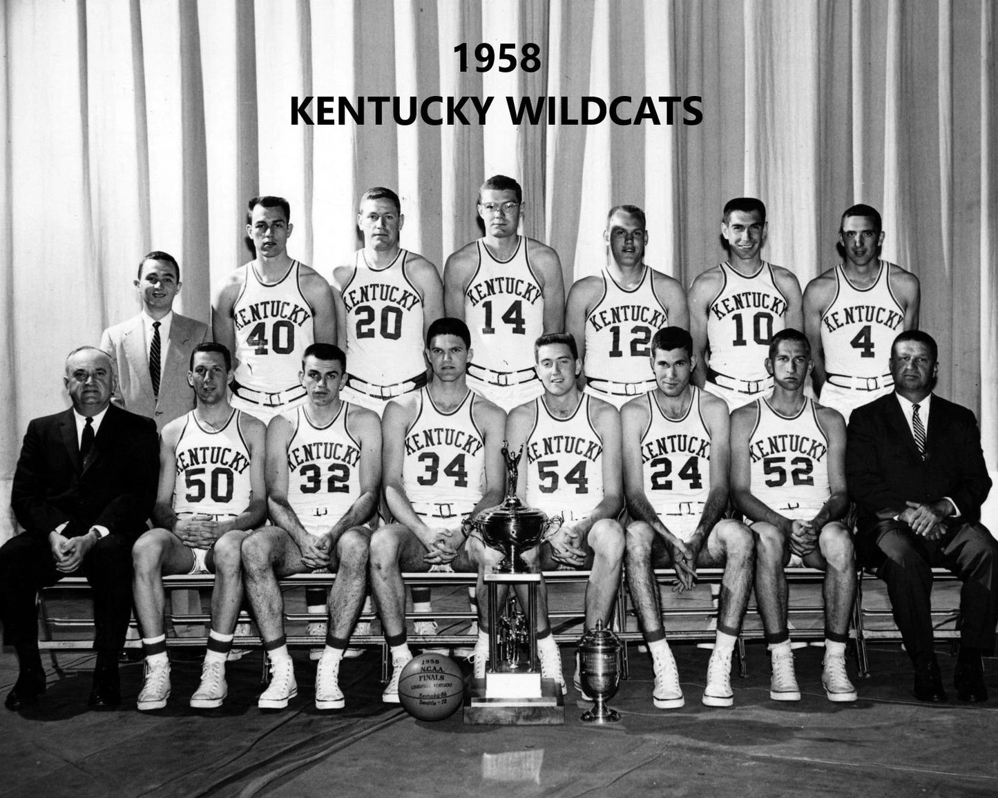 1958 Kentucky Wildcats Team Photo Ncaa Basketball 300 Piece Jigsaw Puzzle