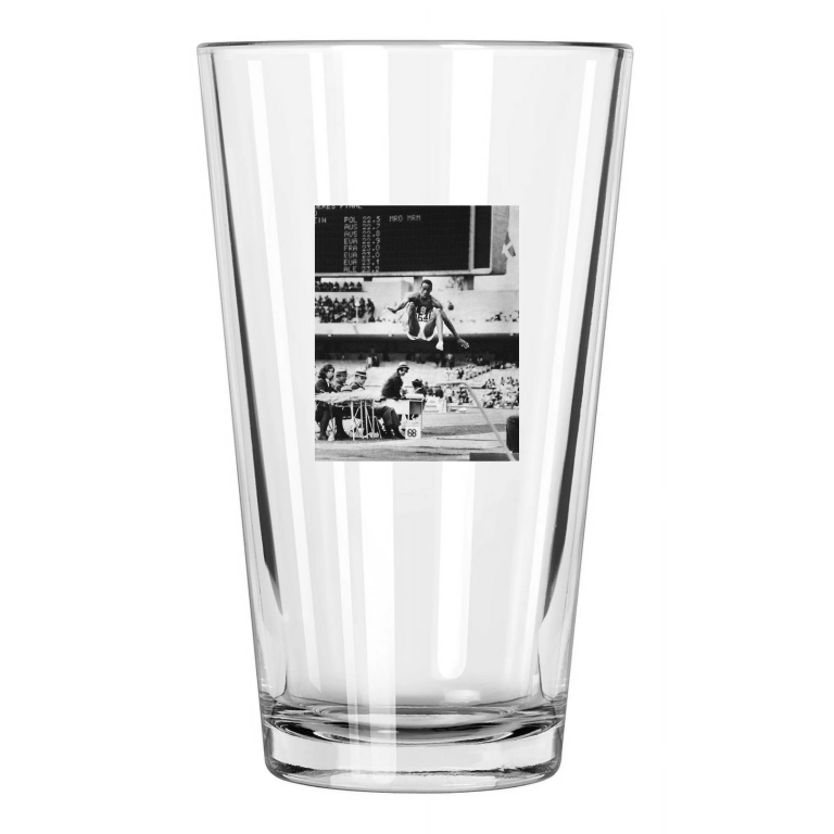 1968 Summer Olympics Bob Beamon Photo Mexico Usa Pint Beer Drinking Glass