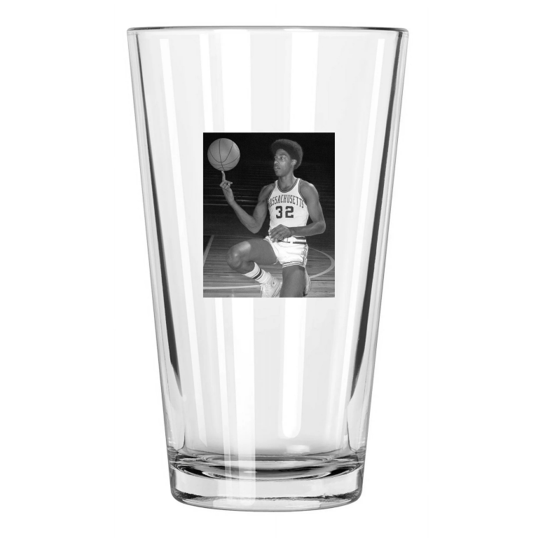 1969 Massachusetts Julius 'Dr J' Erving College Basketball Pint Beer Glass