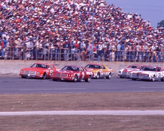 1977 Daytona 500 Glossy Photo Aj Foyt, Donnie Allison And Cale Yarborough