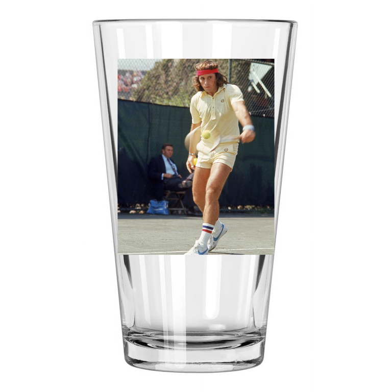 1977 Tennis Pro Guillermo Vilas Photo Wimbledon Open Pint Beer Drinking Glass