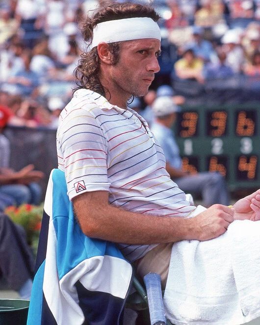 1980 Tennis Pro Guillermo Vilas Glossy Photo Print Wimbledon Open Poster 1