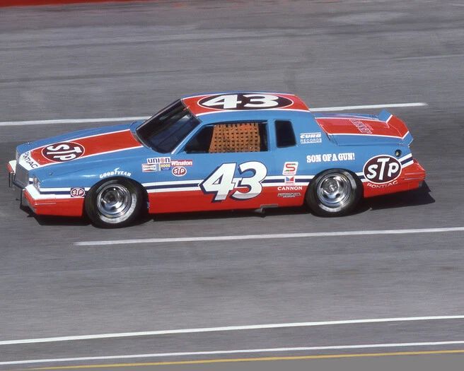 1984 Stp Pontiac Richard Petty Glossy Photo Atlanta Speedway Print Poster