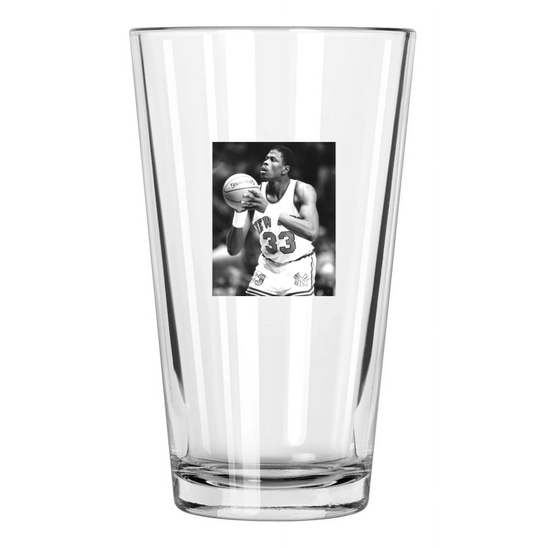1985 New York Knicks Patrick Ewing Photo Basketball Rc Pint Beer Drinking Glass