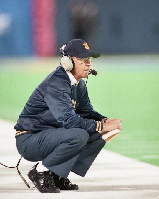 1989 Notre Dame Lou Holtz Glossy Photo College Poster Fighting Irish Print