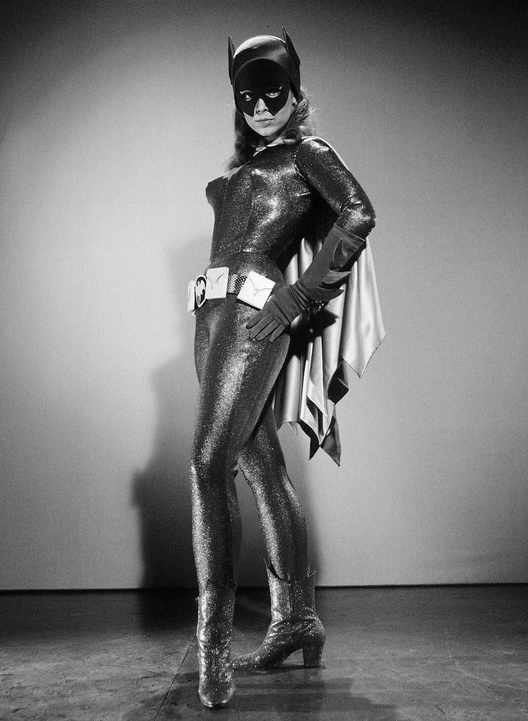 Yvonne Craig As Batgirl In Classic Batman Tv Show Poster Photo