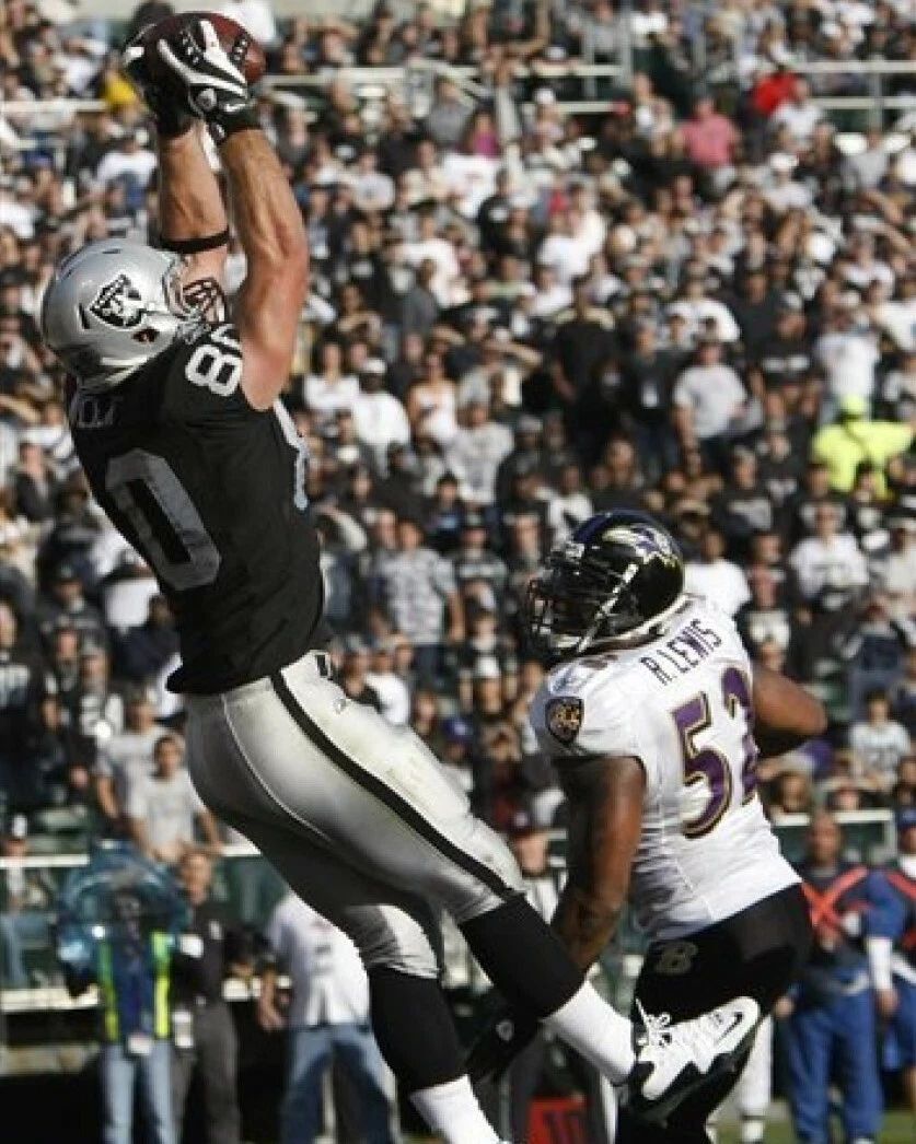 Zach Miller & Ray Lewis Photo Oakland Raiders Picture Nfl Ravens