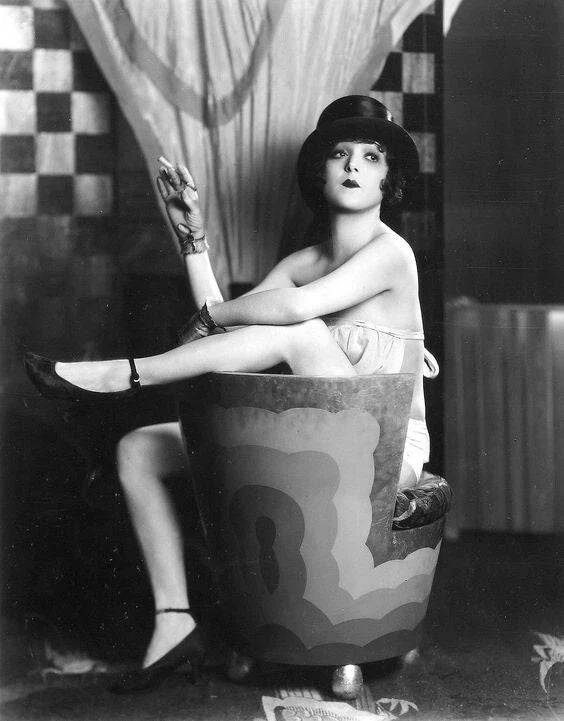Ziegfeld Girl Madge Bellamy Sexy Classic Vintage Retro Photo Picture
