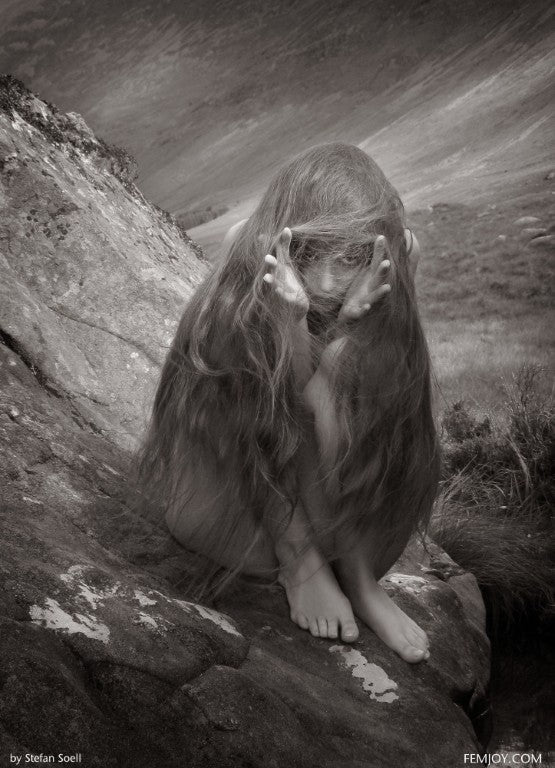 PHOTO (ART NUDES) FINE ART Professional FEMALE MODEL 8x10 Print