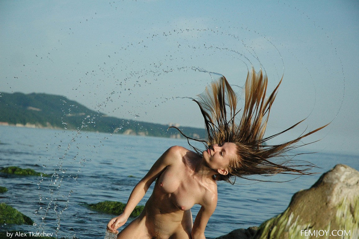 PHOTO (ART NUDES) FINE ART Professional FEMALE MODEL 8x10 Print