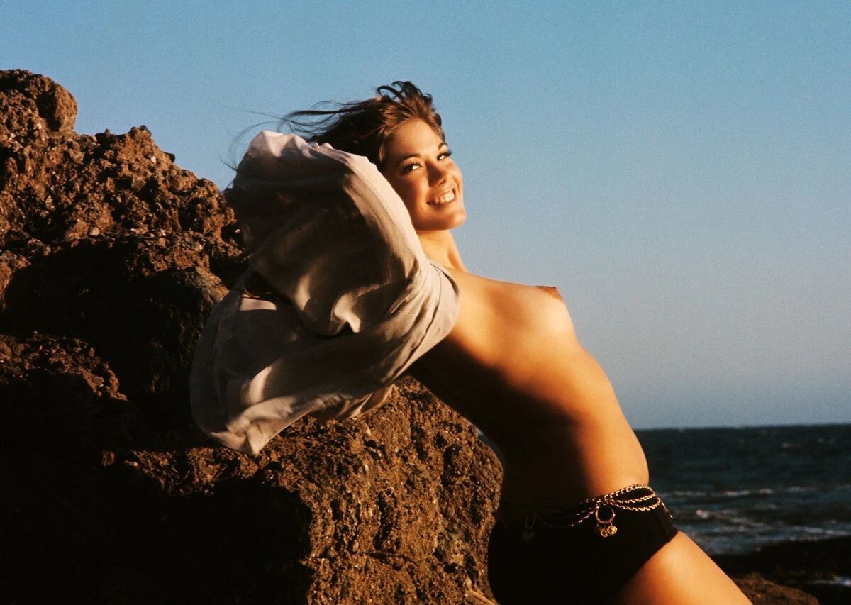 PHOTO (ART NUDES) FINE ART Professional FEMALE MODEL 8x10 Print