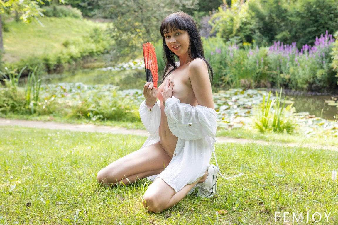 PHOTO (ART NUDES) FINE ART Professional FEMALE MODEL 8x10 Print
