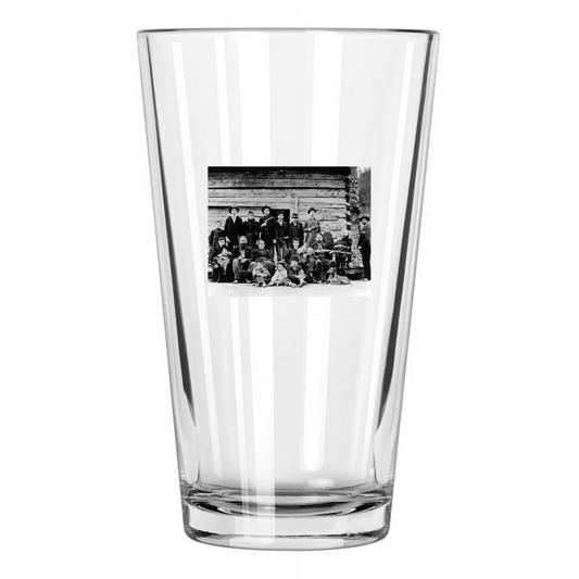 1897 West Virginia Hatfields Family Old West Portrait Mccoys Pint Beer Glass