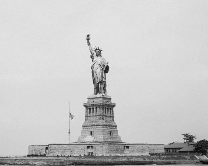 1900 New York Statue Of Liberty Glossy Keychain Print Keychain