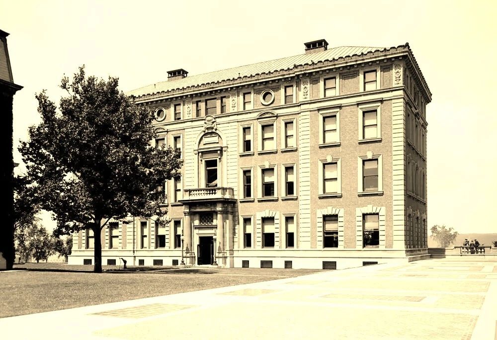 1903 Engineering Building Columbia University New York 300 Piece Jigsaw Puzzle