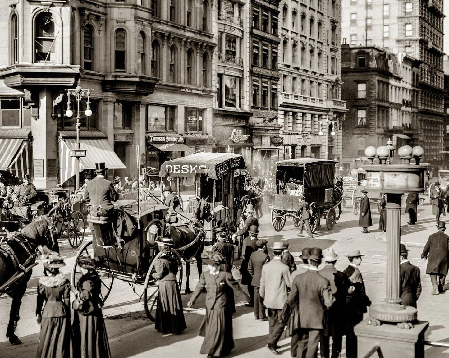 1908 New York Fifth Avenue And 42Nd Street Cityscape Magnet Magnet