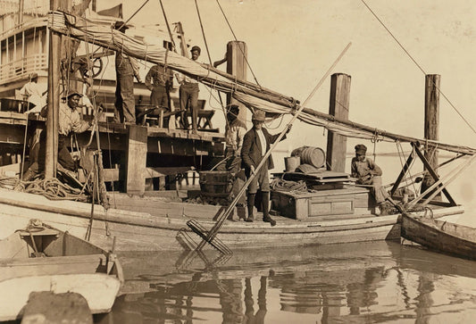 1909 Oyster Fishermen On A Boat Apalachicola Florida Vintage Old Photo 5 X 7