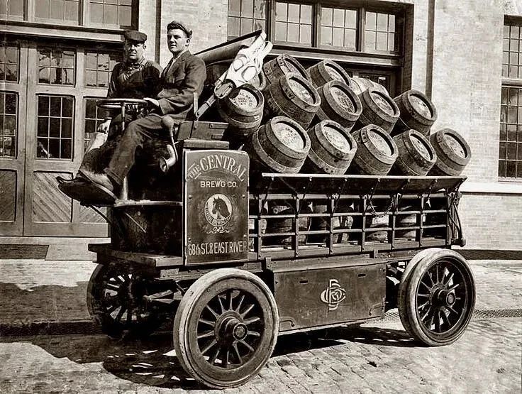 1910S Vintage Beer Truck The Central Brewing Company Picture Magnet