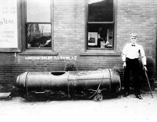 1911 Niagara Falls Daredevil Bobby Leach Vintage Old 300 Piece Jigsaw Puzzle