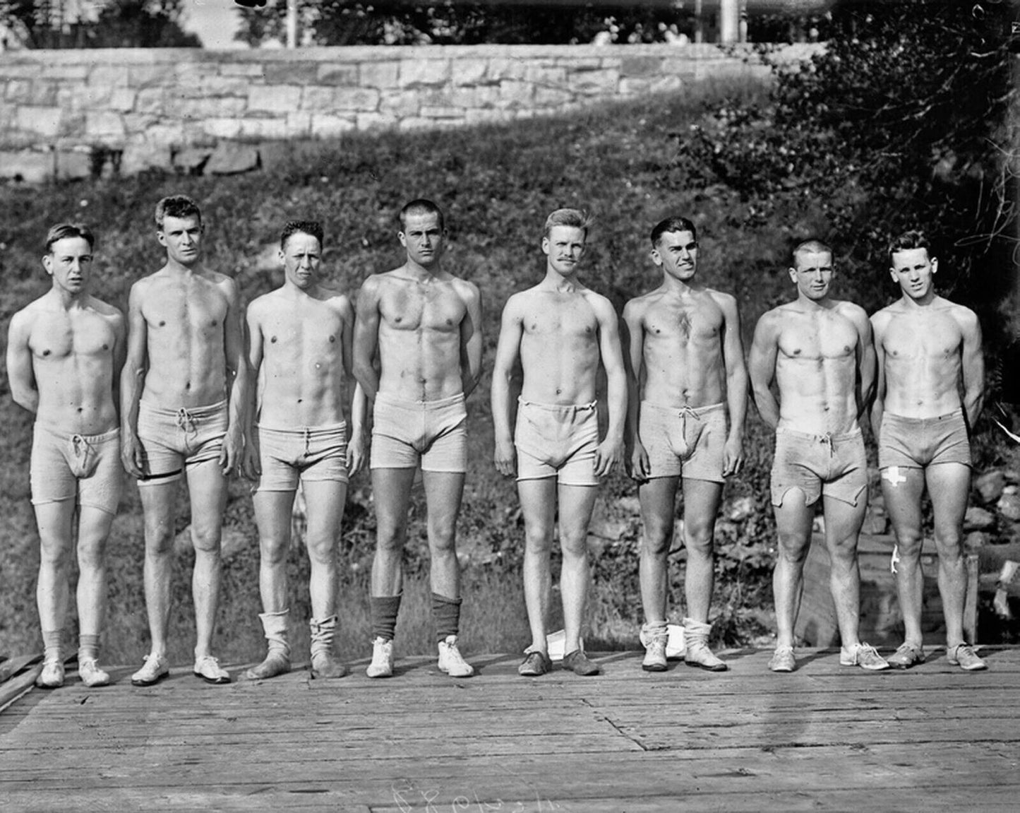 1911 Yale Varsity Rowing Team Crew Classic Retro Vintage Picture Keychain Print