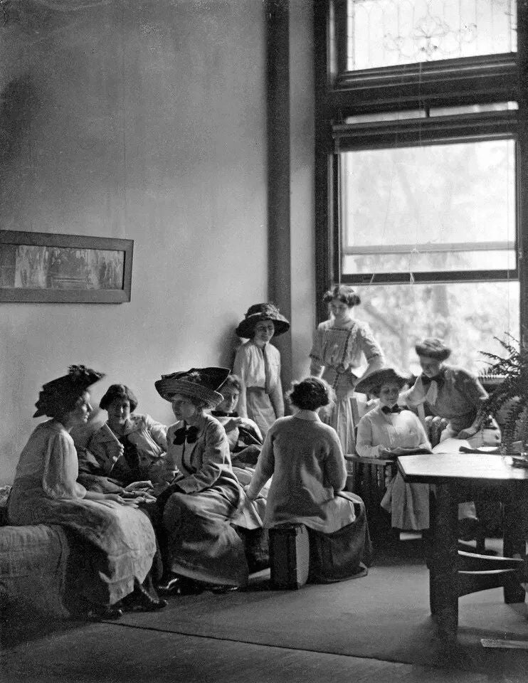 1912 Rest Hour Columbia Teacher'S College New York Retro Picture Photo