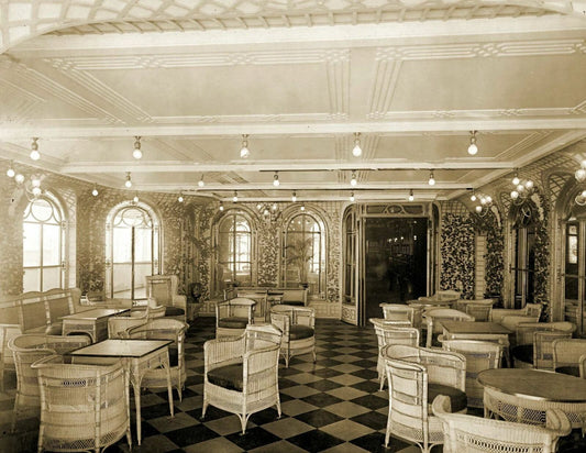 1912 Veranda Cafe & Palm Court Of The Titanic Historic Picture Keychain Print