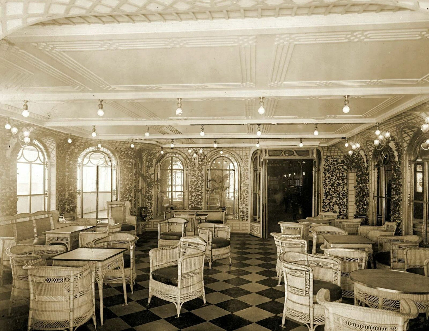 1912 Veranda Cafe & Palm Court Of The Titanic Historic Picture Magnet Print