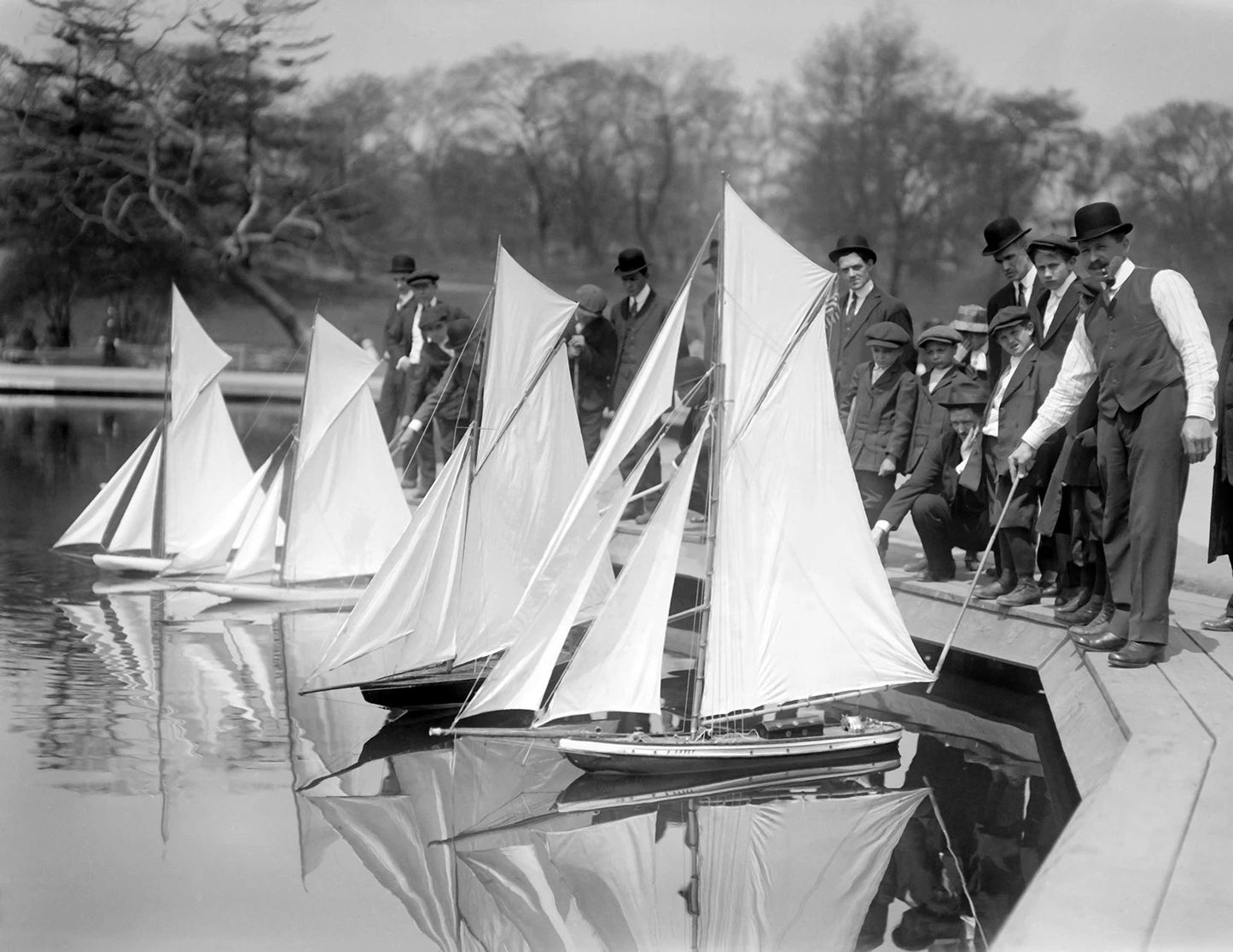 1915 Start Of Toy Yacht Race New York City Vintage Old 300 Piece Jigsaw Puzzle