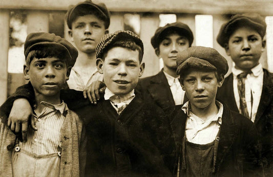 1916 Mill Boys Fall River, Massachusetts Vintage Old 300 Piece Jigsaw Puzzle