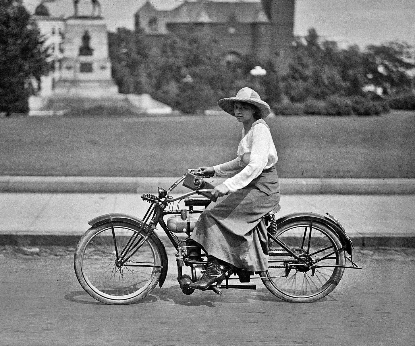 1918 Woman On Motorized Bicycle Classic Vintage Retro Picture Magnet