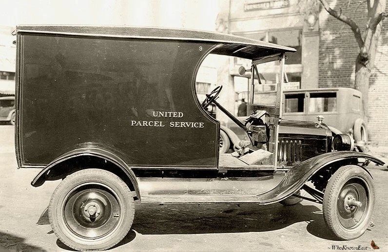 1921 Ford Model T Ups Truck Classic Retro Poster Print 300 Piece Jigsaw Puzzle