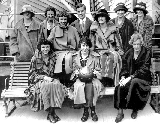1922 Edmonton Graduates Olympic Basketball Team Old Magnet Reprint