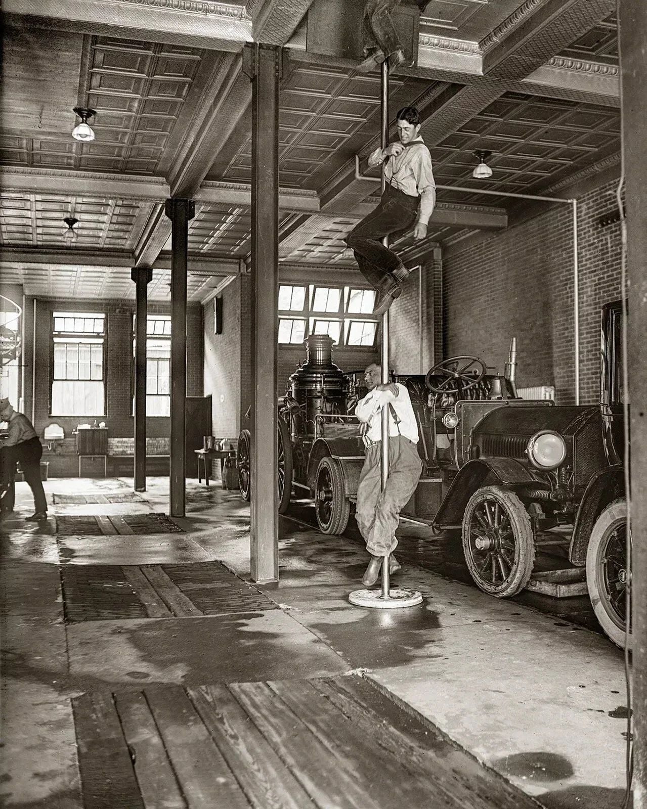 1922 Washington Dc Fire House Photo Fire Pole Picture Photo