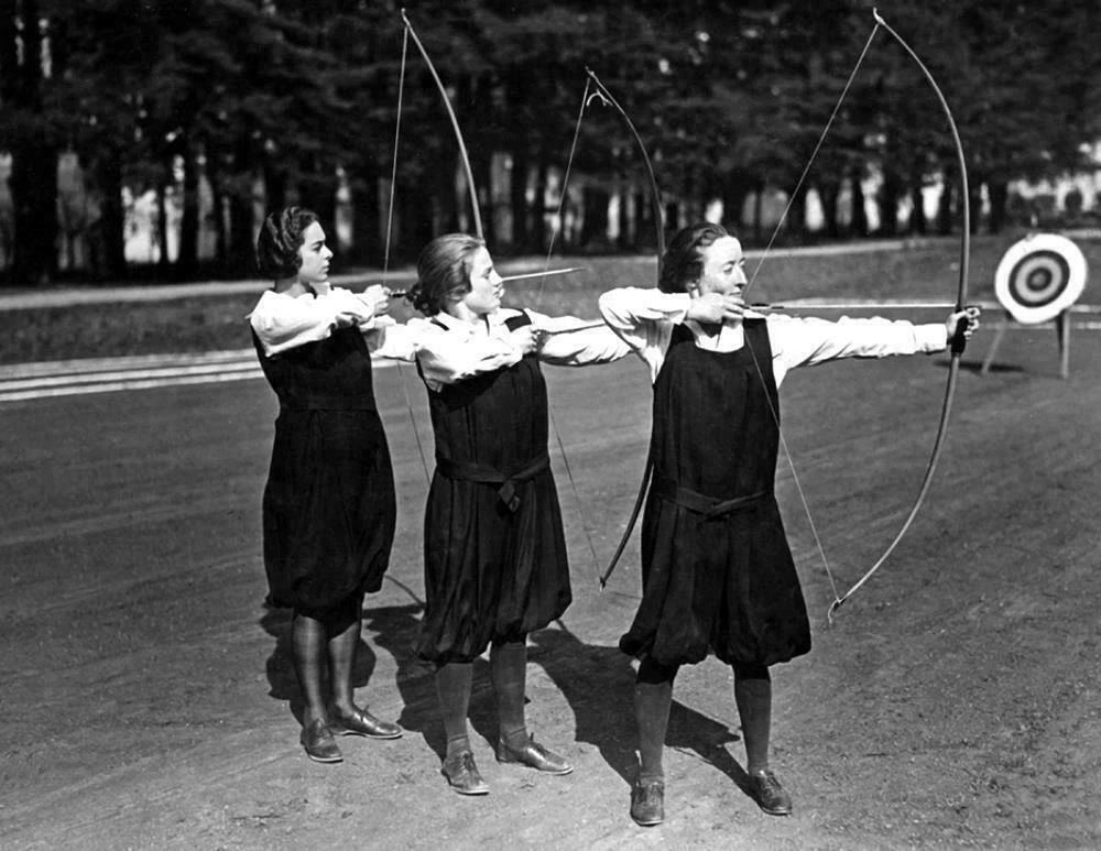 1922 Women Archers Mills College Oakland Old Vintage Magnet Reprint