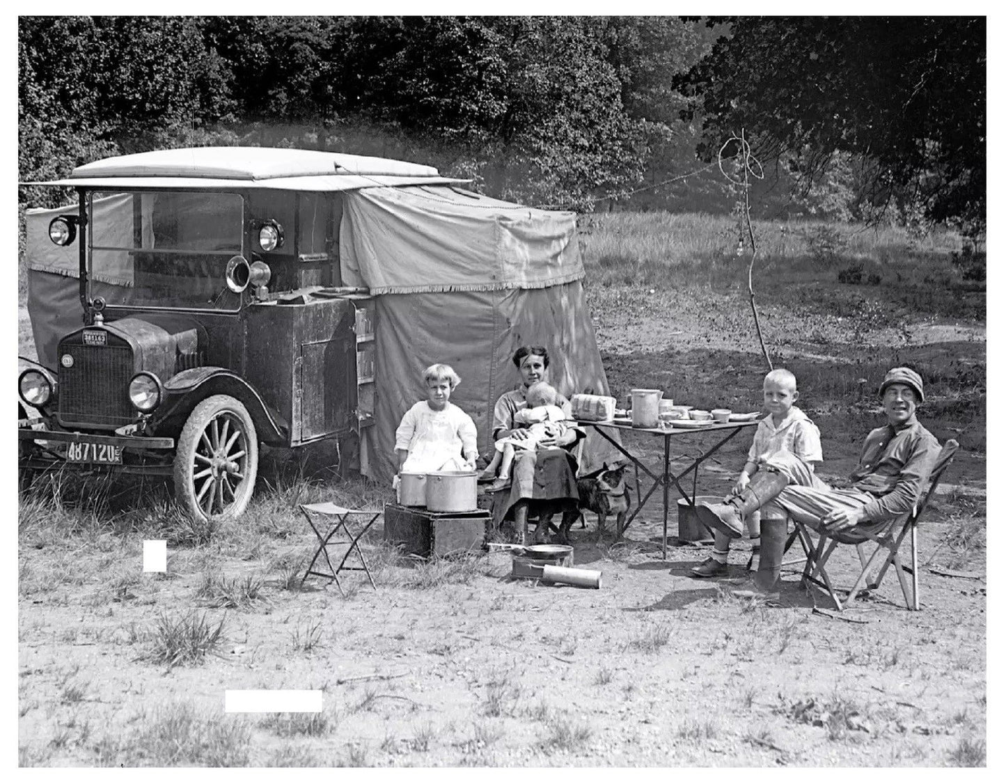 1923 Family Vacation Car Camping Vintage Retro Old Historic Magnet Magnet