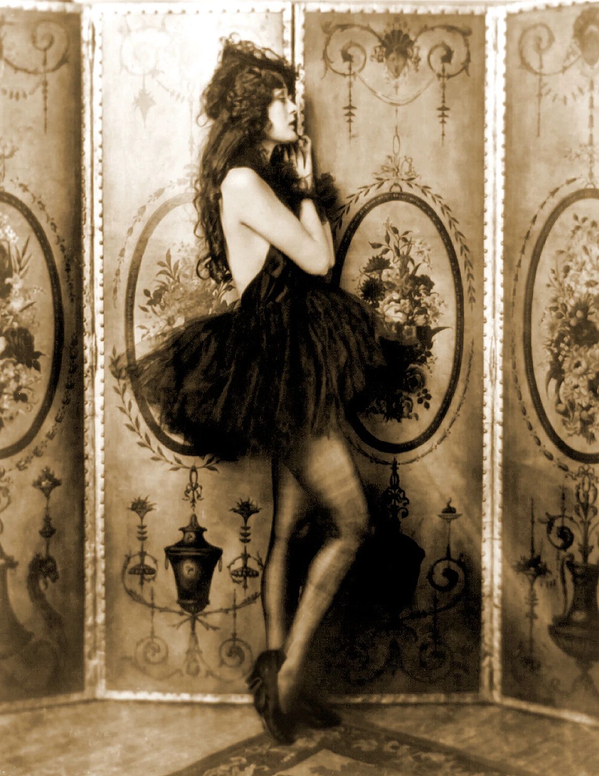 1923 Ziegfeld Girl Dolores Costello Vintage Old Keychain Reprint