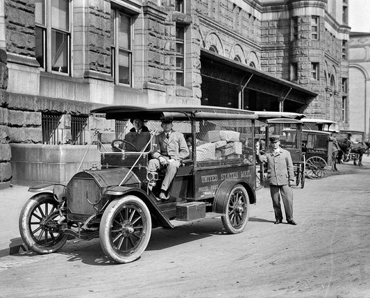 1924 Usps Mail Truck Washington Dc Classic Postal Carrier Picture Magnet