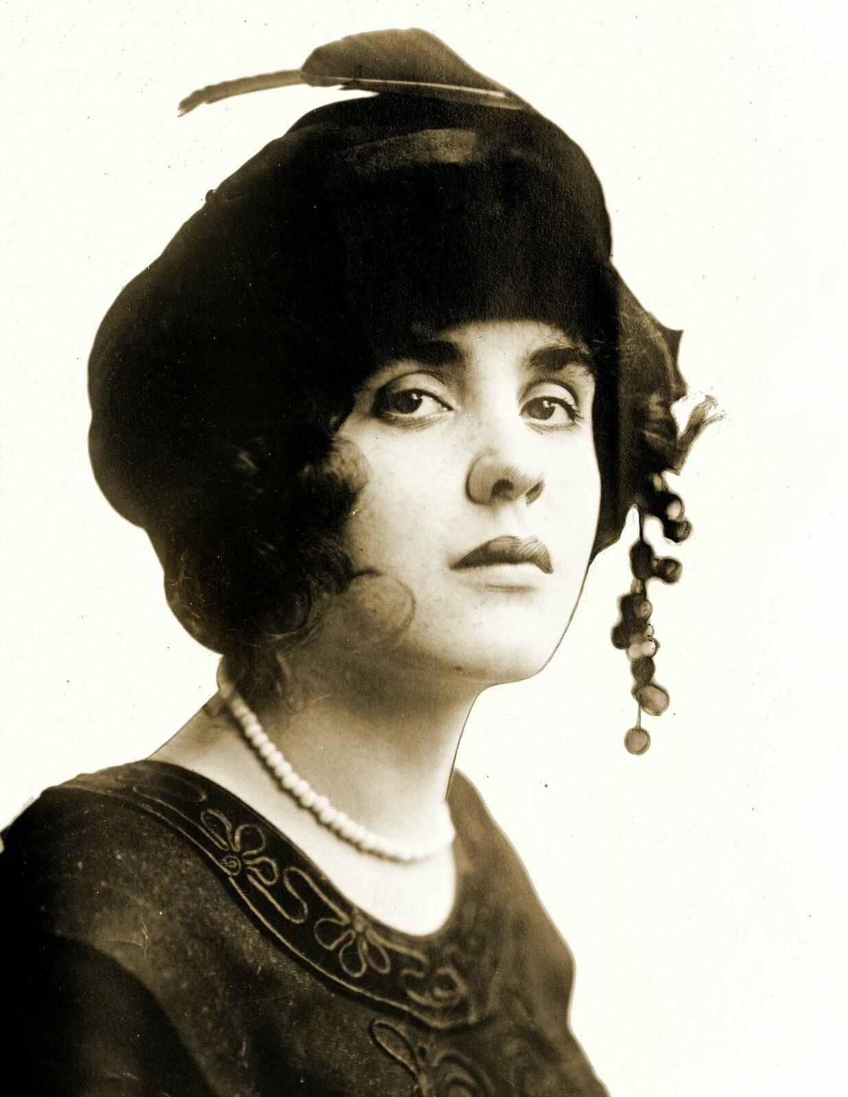 1925 Silver Dollar Tabor Vintage Old Vintage Reprint 300 Piece Jigsaw Puzzle