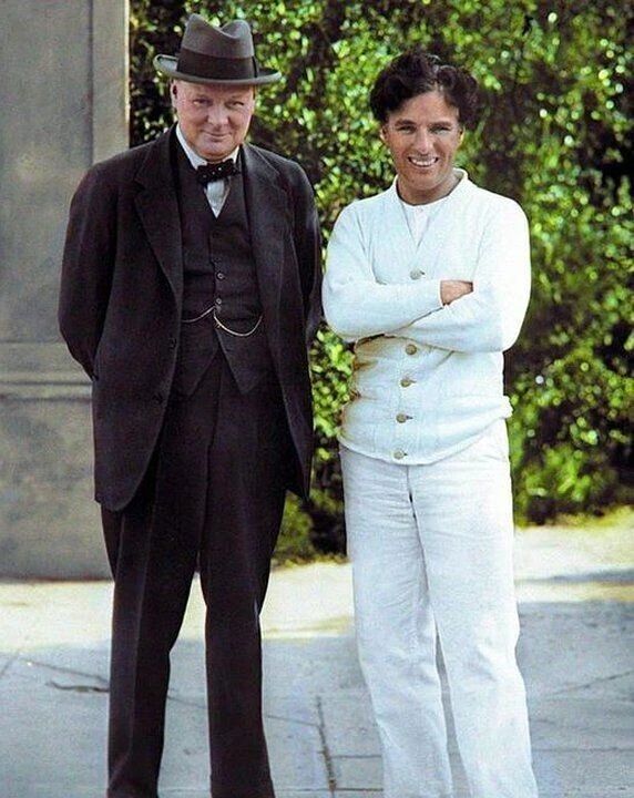 1929 Winston Churchill & Charlie Chaplin Classic Historic Picture Magnet