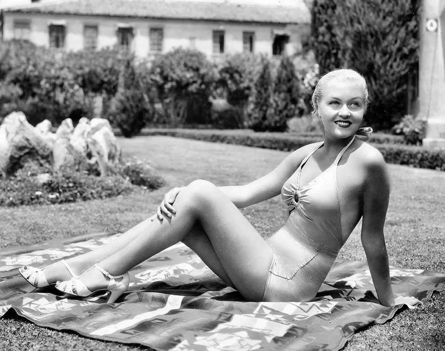 1930S Hollywood Golden Age Actress Patricia Ellis Retro Picture Keychain